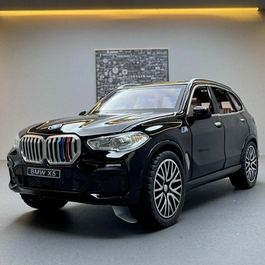 1:32 BMW X5 Diecast Alloy Car Model With Sound And Light Pull-Back Toy - ToylandEU