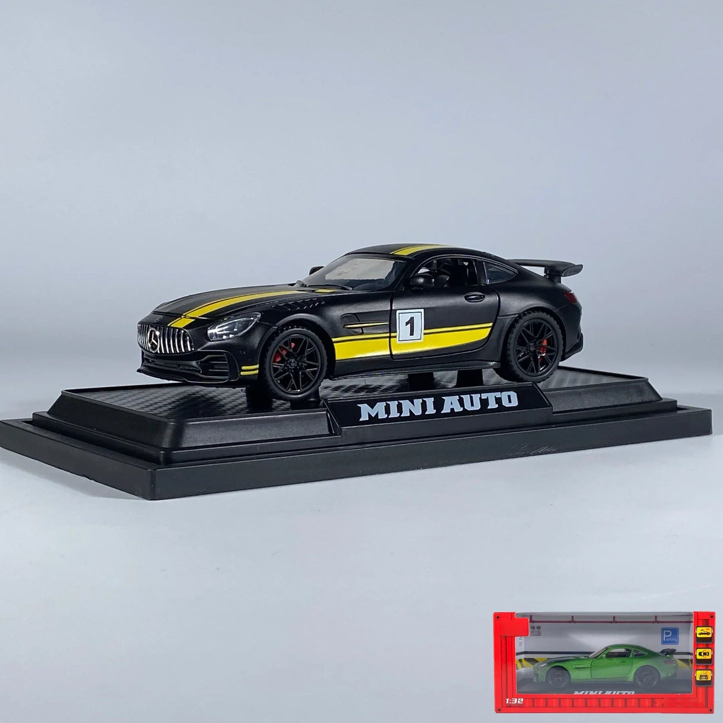 1:32 Benz AMG GT Diecast Metal Model Car With Sound And Light Pull Back - ToylandEU
