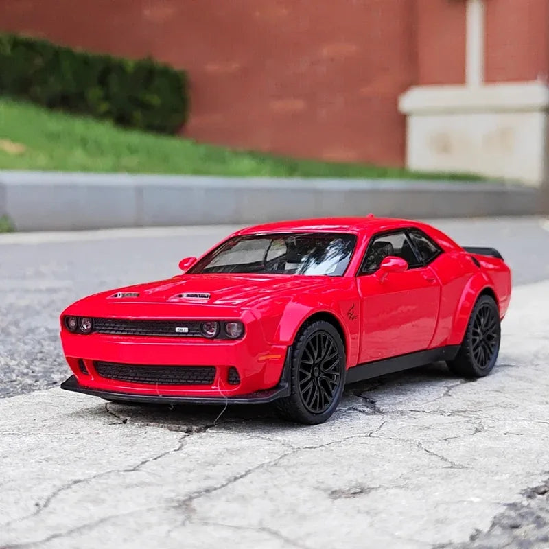 1 32 Die Cast Metal Dodge Challenger Hellcat Redeye With Sound And Light - ToylandEU