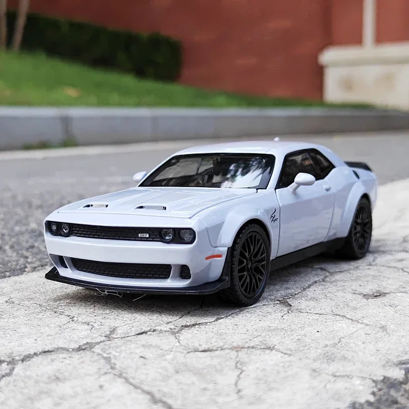 1 32 Die Cast Metal Dodge Challenger Hellcat Redeye With Sound And Light - ToylandEU