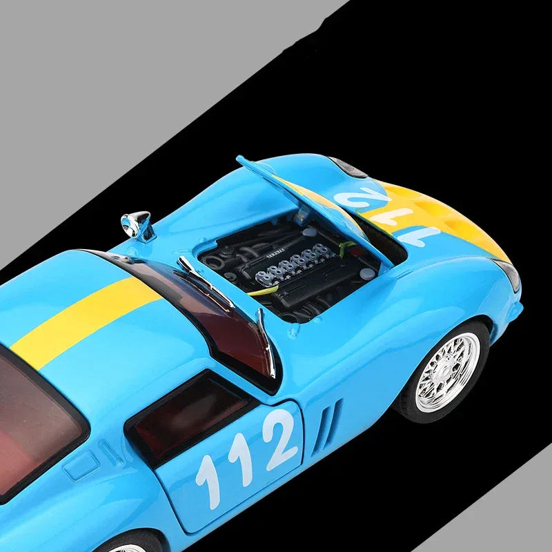 1:32 Diecast Alloy 250 GTO Sports Car With Sound And Light - ToylandEU