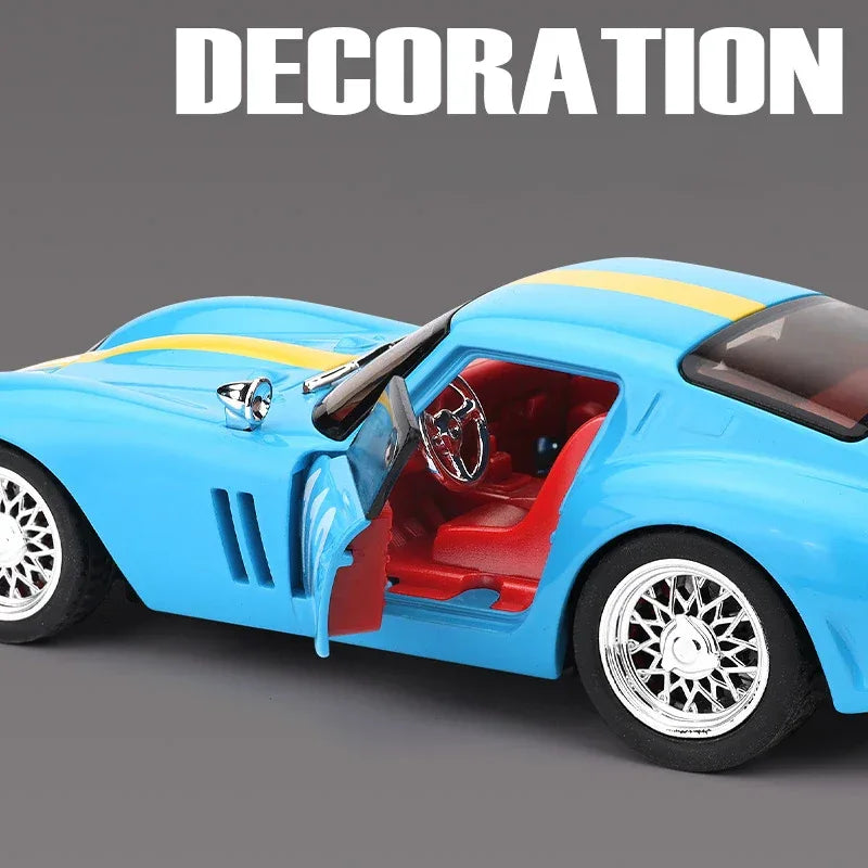 1:32 Diecast Alloy 250 GTO Sports Car With Sound And Light - ToylandEU