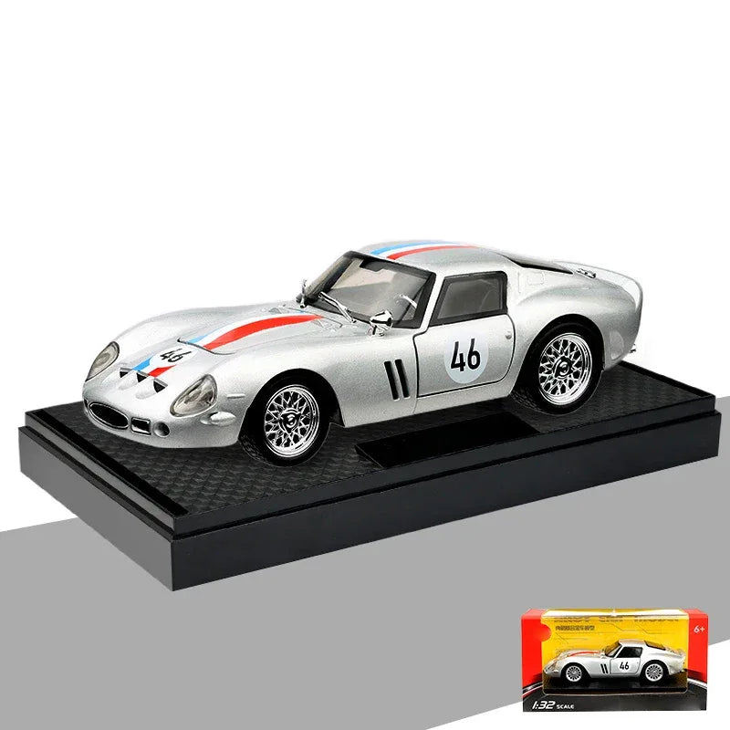 1:32 Diecast Alloy 250 GTO Sports Car With Sound And Light - ToylandEU