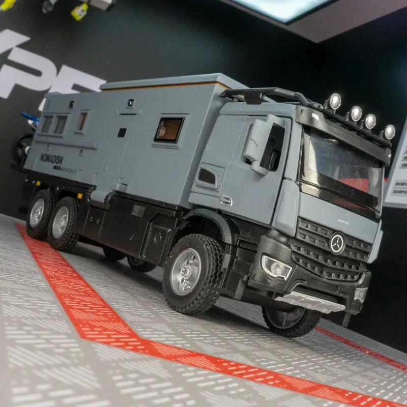 1:32 Diecast Benz Nomadism Off Road Alloy Camping RV Model - ToylandEU