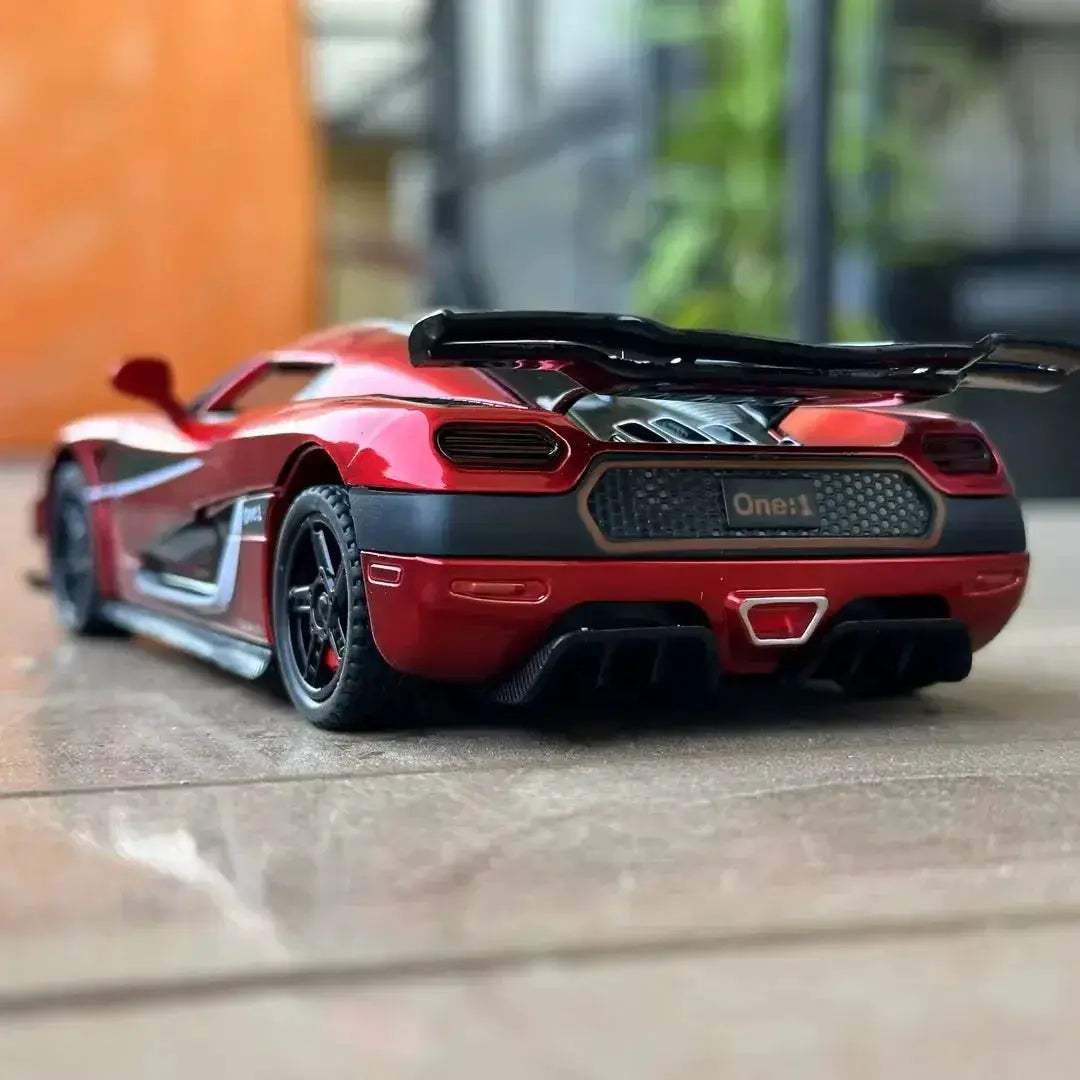 1:32 Diecast Car Toy Alloy Model With Premium Realism - ToylandEU