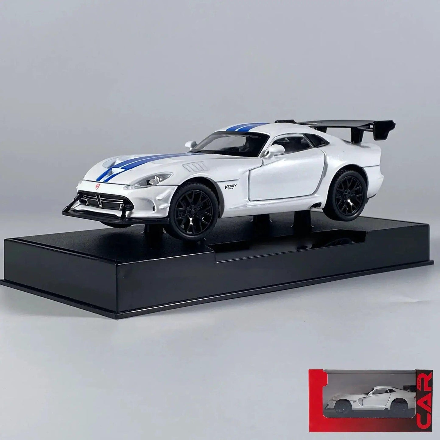  1:32 Diecast Dodge Viper ACR Sound And Light -  ToylandEU™