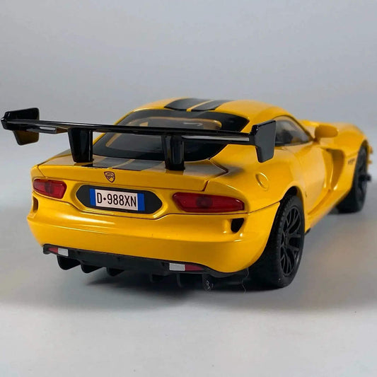  1:32 Diecast Dodge Viper ACR Sound And Light -  ToylandEU™