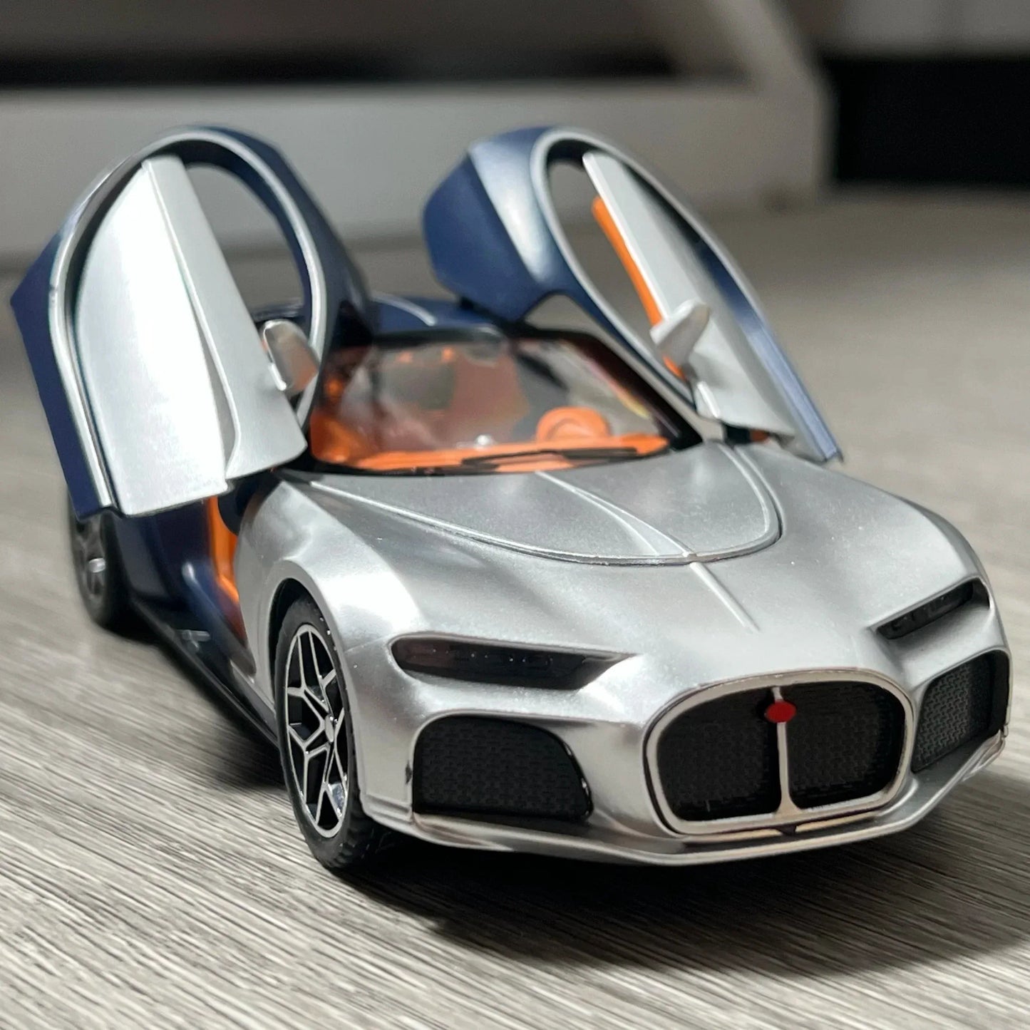 1:32 Diecast Metal Car Model With Pull Back, Sound And Light, Atlantic Supercar - ToylandEU
