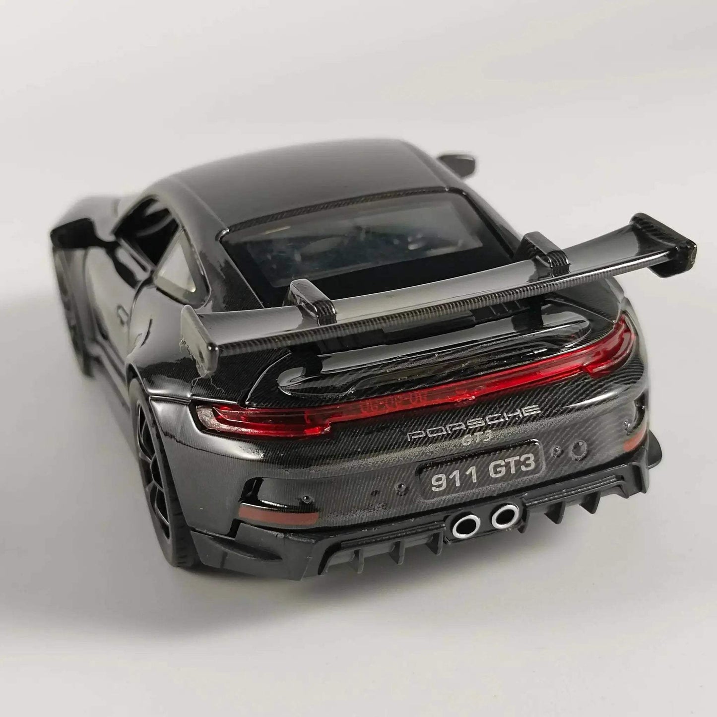   1:32 Diecast Metal Car With Button Battery -  ToylandEU™