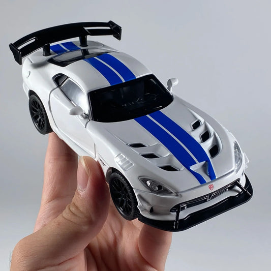 1:32 Dodge Viper ACR Diecast Metal Car With Sound And Light Pullback - ToylandEU