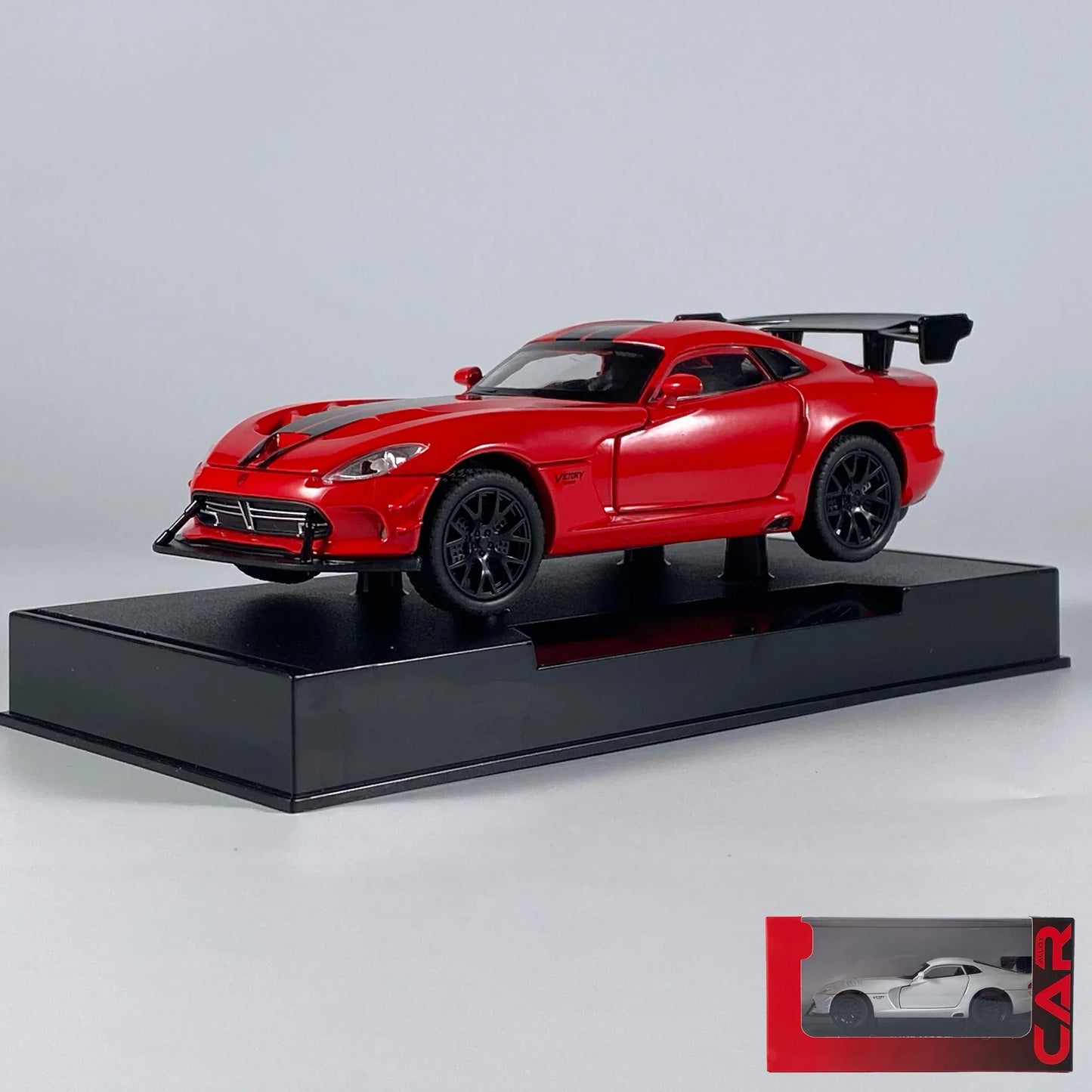 1:32 Dodge Viper ACR Diecast Metal Car With Sound And Light Pullback - ToylandEU