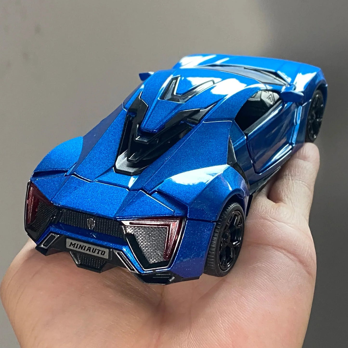 1:32  Lykan HyperSport Diecast Metal Car Model for Display - ToylandEU