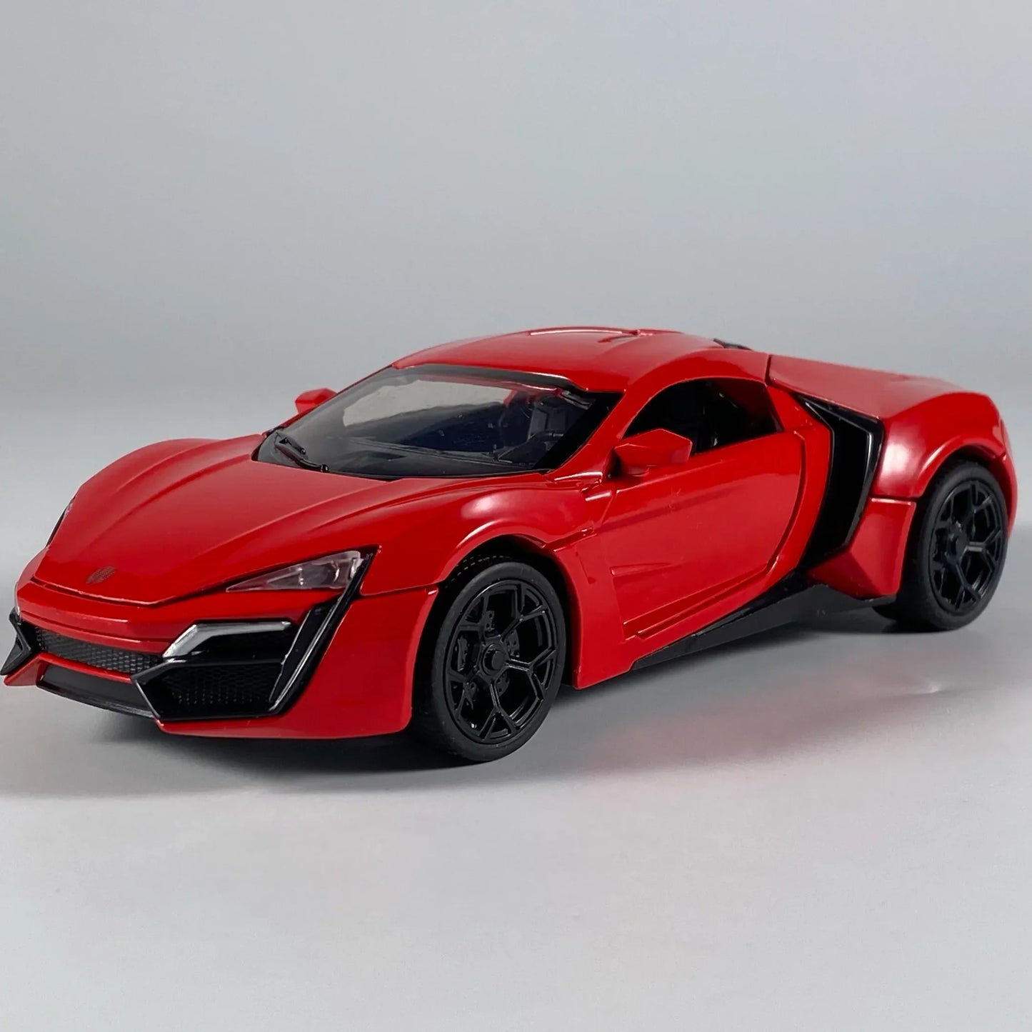 1:32  Lykan HyperSport Diecast Metal Car Model for Display - ToylandEU