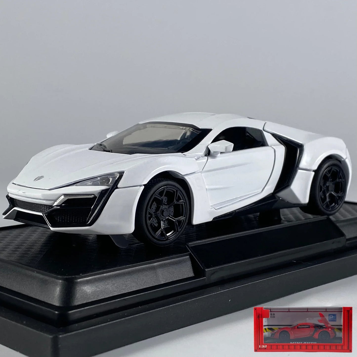 1:32  Lykan HyperSport Diecast Metal Car Model for Display - ToylandEU