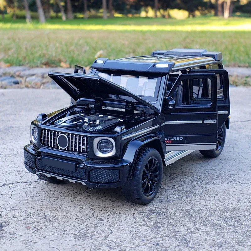 1:32 Mercedes Benz G700 Pull Back Alloy Diecast Car With Sound - ToylandEU
