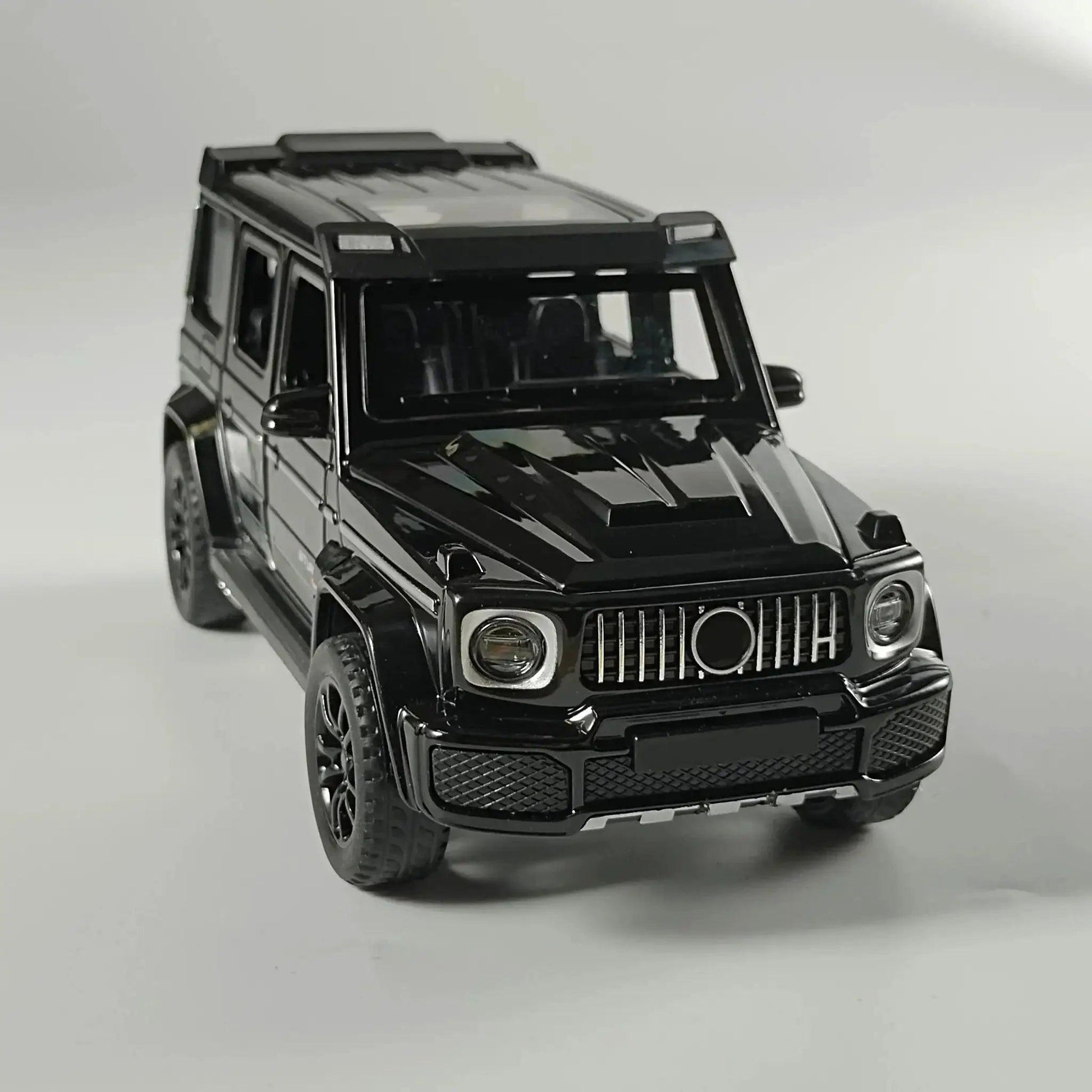  1:32 Mercedes G700 Diecast Alloy Car With Pull Back -  ToylandEU™