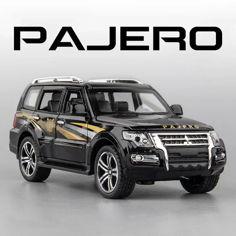 1:32 Mitsubishi Pajero Diecast Black White Alloy Metal Pull Back Sound Light - ToylandEU