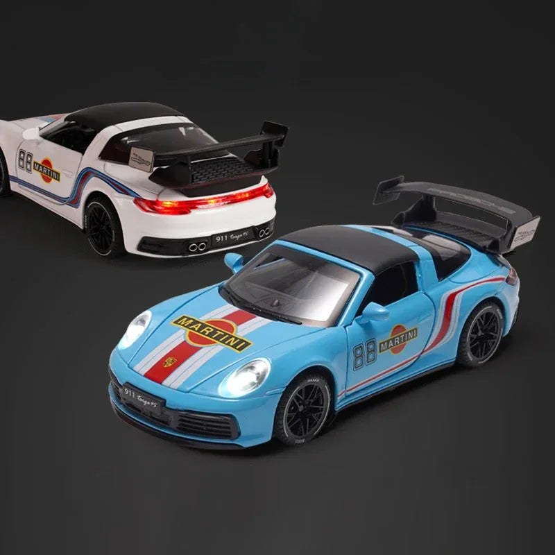 1:32 Porsche 911 Targa 4S Martini Racing Diecast Metal Model Car Pull Back - ToylandEU