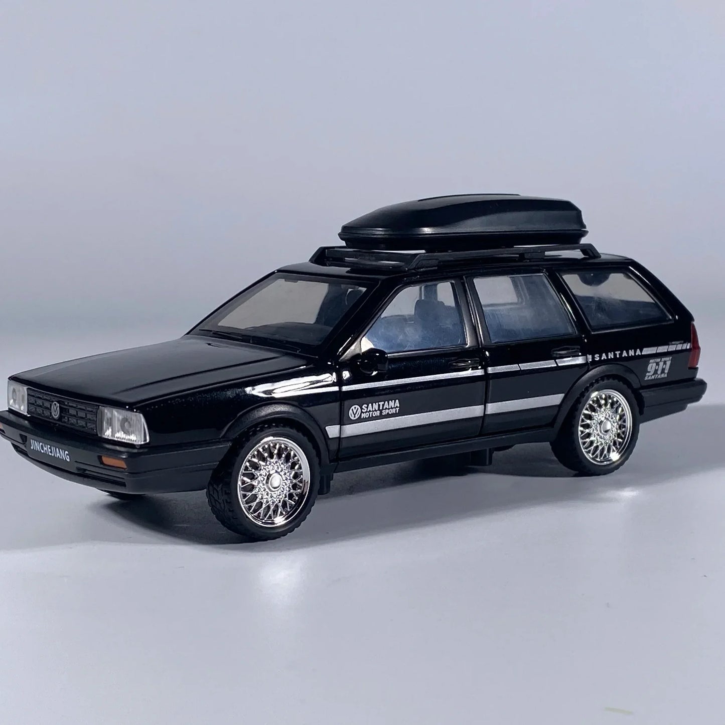 1 32 Scale Diecast Alloy Volkswagen Santana Wagon Sound Light Pull Back - ToylandEU