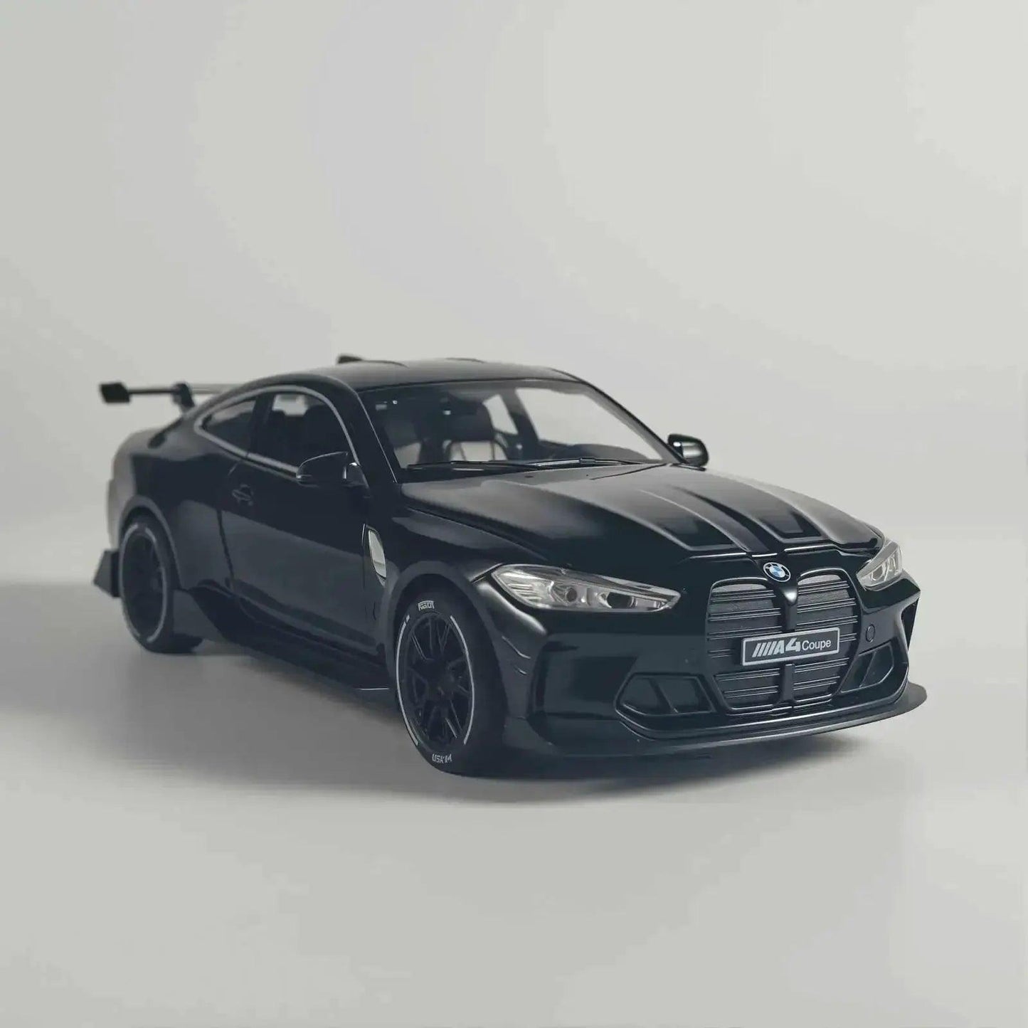  1 32 Scale Metal BMW M4 Coupe Sound Light Pull -  ToylandEU™