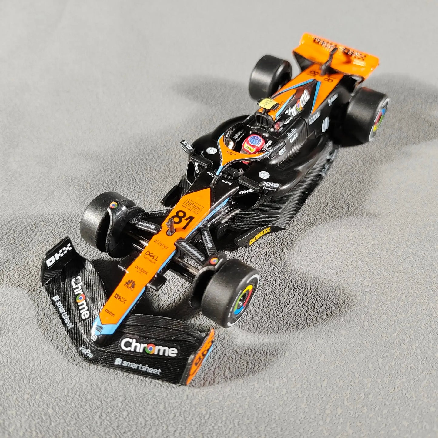 1:43 McLaren F1 MCL60 Australian GP Diecast Car Metal Alloy 4 And 81 - ToylandEU