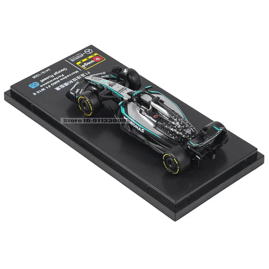 1:64 Diecast Mercedes F1 Car Model With Realistic Detailing - ToylandEU