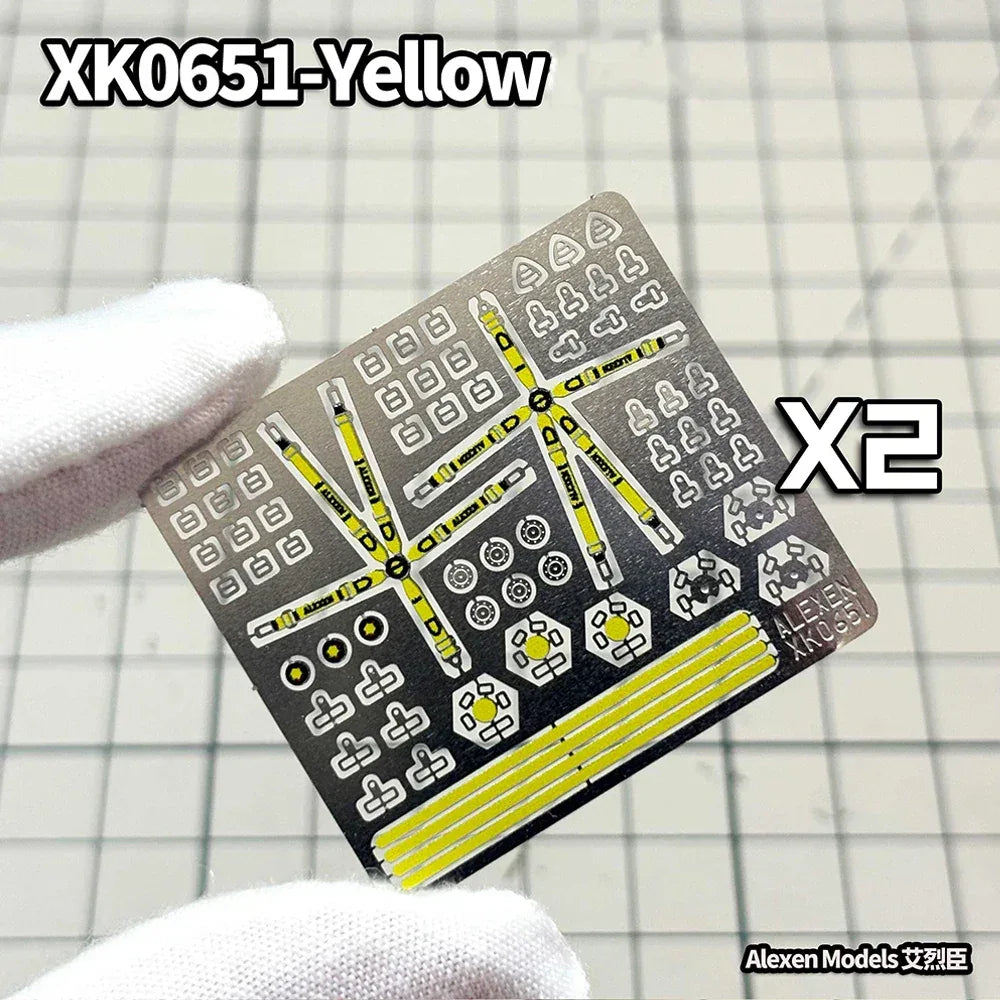 1/64 Scale Diecast Car With Seat Belts Detailed Interior - ToylandEU