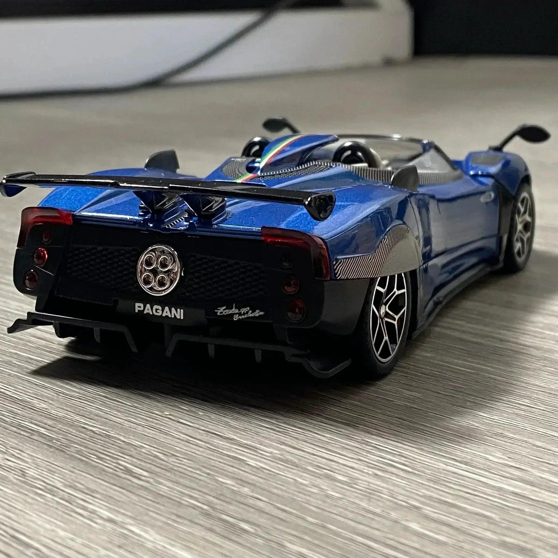    1 To 32 Pagani Zonda HP 2017 Diecast Metal Car -  ToylandEU™