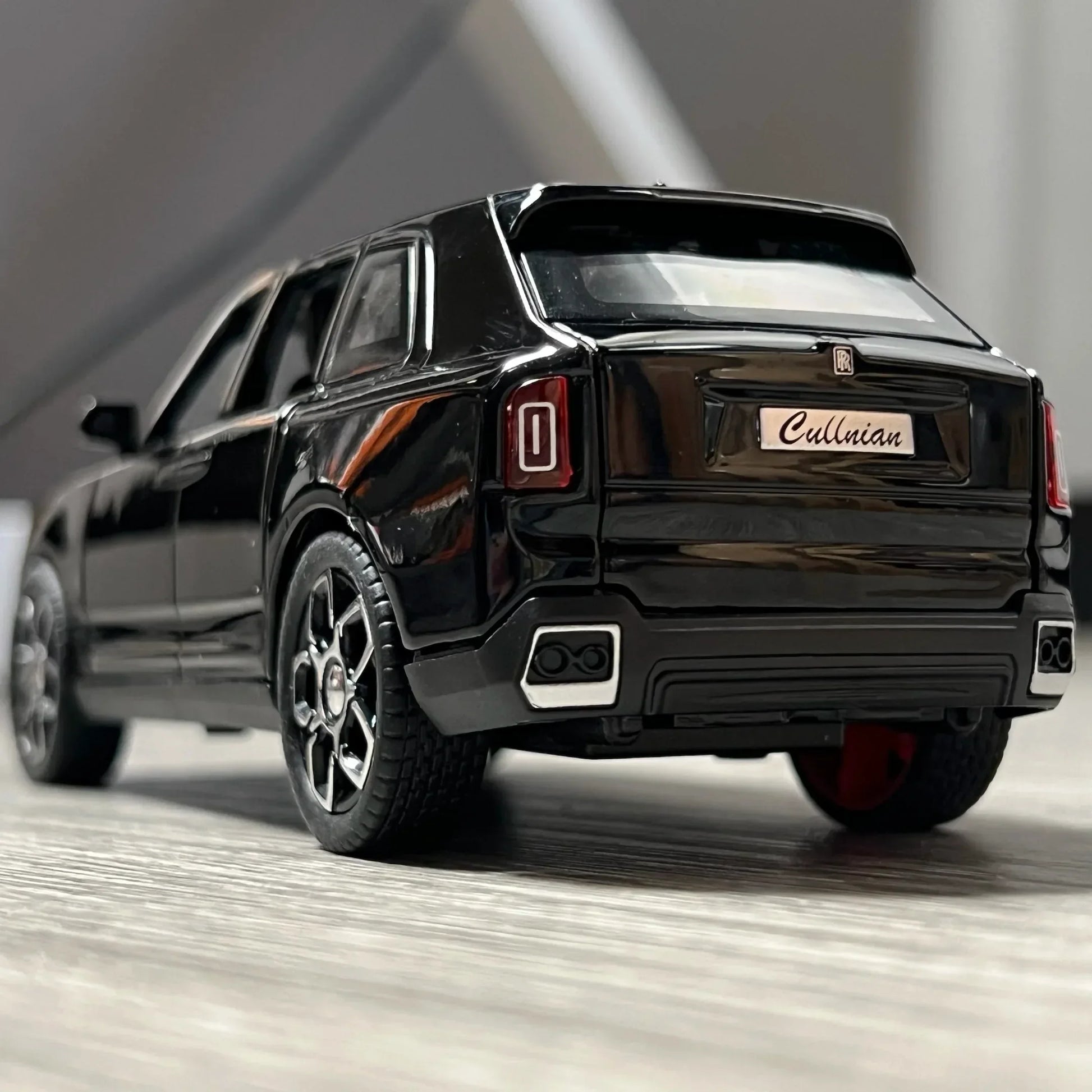 1 To 32 Rolls Royce Cullinan Diecast Car Model Alloy - ToylandEU