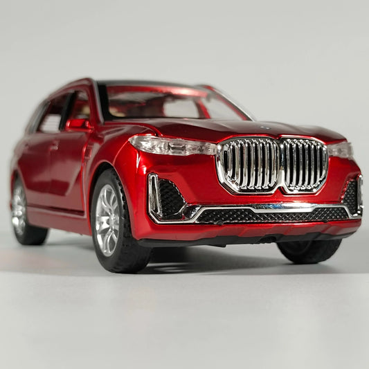 1 To 32 Scale Diecast Alloy BMW X7 SUV Pull Back Car With Sound Light - ToylandEU