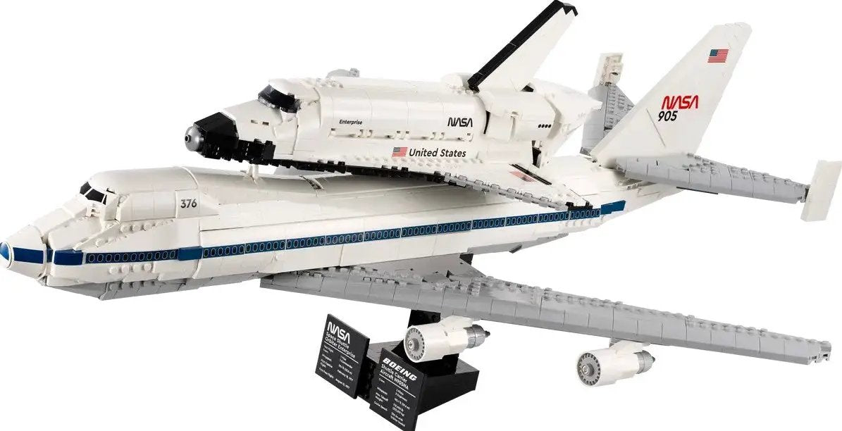 LEGO® Icons Shuttle Carrier Aircraft – 10360 - LEGOLAND® New York Resort Online Shop