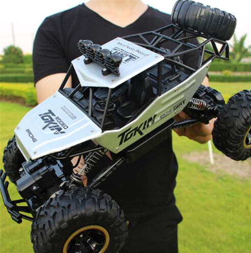 High-Performance 4WD RC Climbing Bike with 2.4G Remote Control