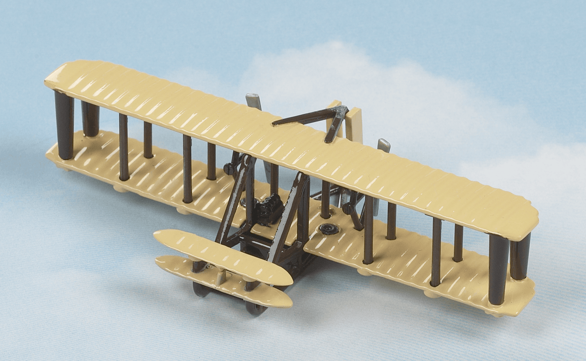 Hot Wings Wright Flyer | Diecast | Connectable Runway | Collector Card
