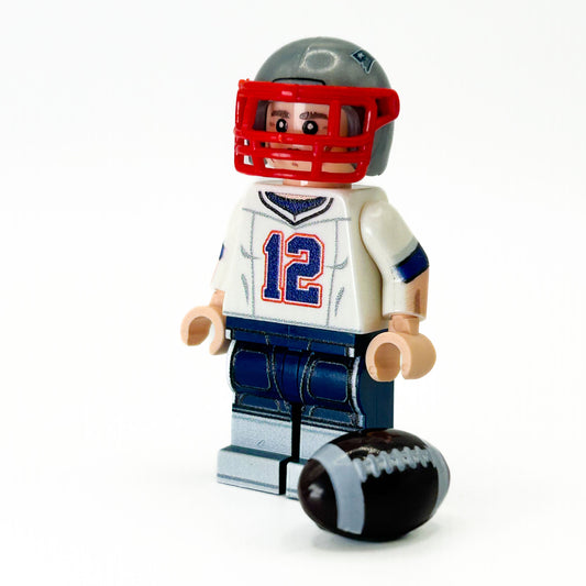 #12 QB Patriots Football Player Minifig - B3 Customs - ToylandEU