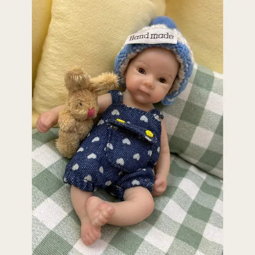 15cm Mini Silicone Doll Washable With Lifelike Soft Touch - ToylandEU