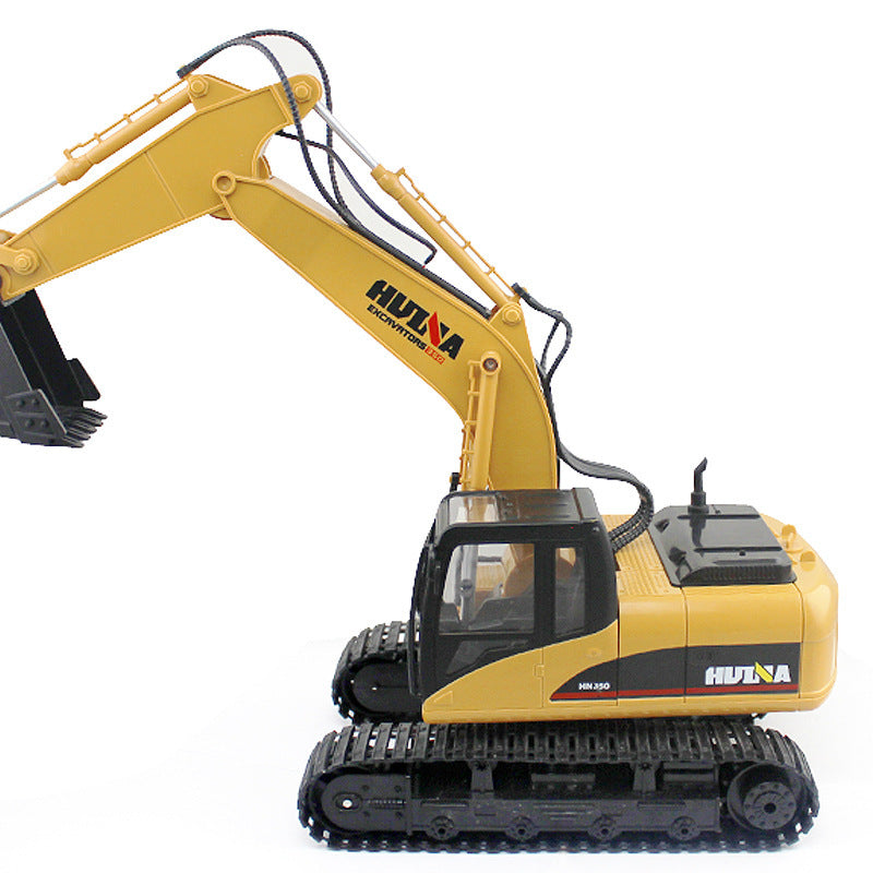 Remote Control Excavator with 15 Channels in 1:12 Scale - ToylandEU