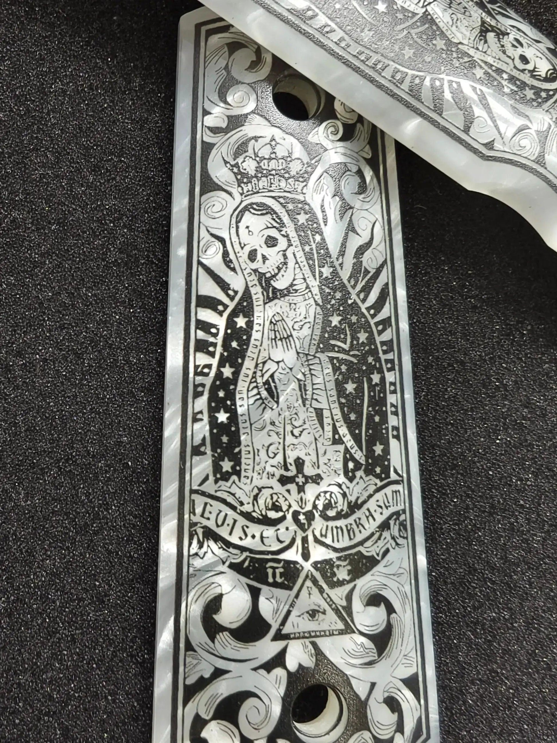  1911 Grips Premium White Pearl Santa Muerte Motif -  ToylandEU™