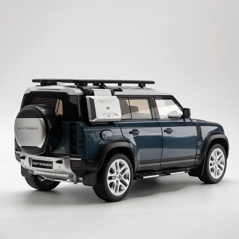 1to18 Land Rover Defender Diecast Alloy Model Car With Sound Lights Blue Green - ToylandEU
