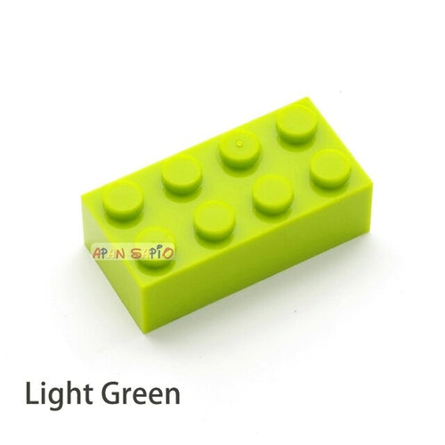 Thick DIY Building Blocks: 200pcs 2x4 Dot Educational Bricks ToylandEU.com Toyland EU