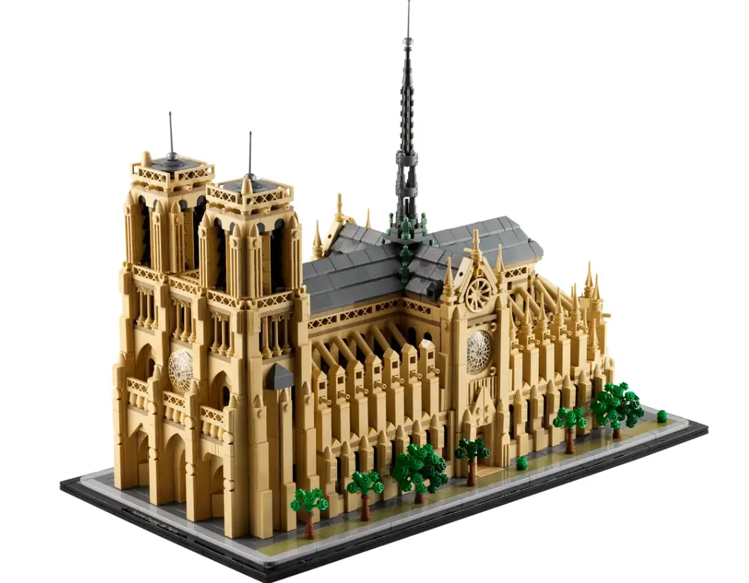 LEGO® Architecture Notre-Dame de Paris - 21061 - LEGOLAND® New York Resort Online Shop
