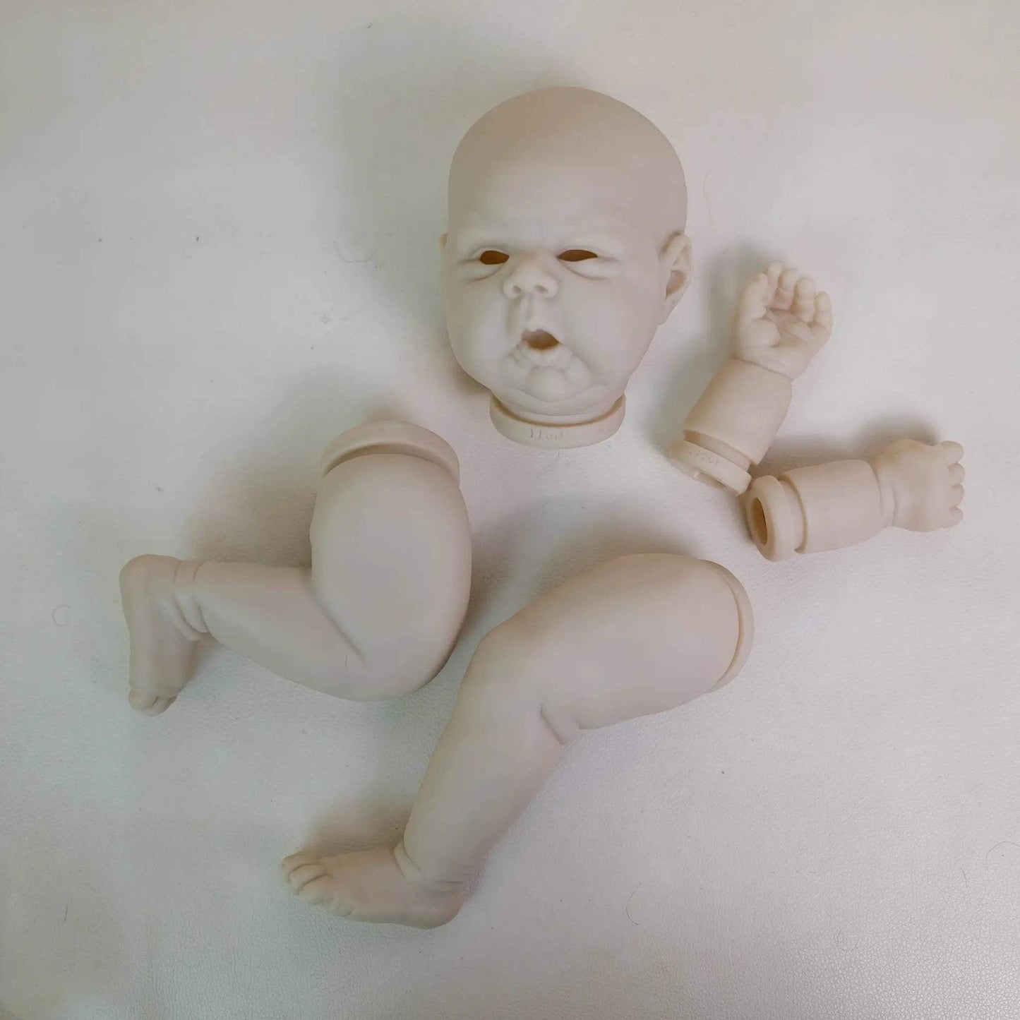  24 Inch Reborn Doll Kit Limited Edition Cloth Body -  ToylandEU™
