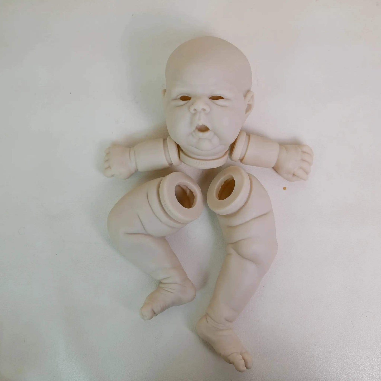  24 Inch Reborn Doll Kit Limited Edition Cloth Body -  ToylandEU™
