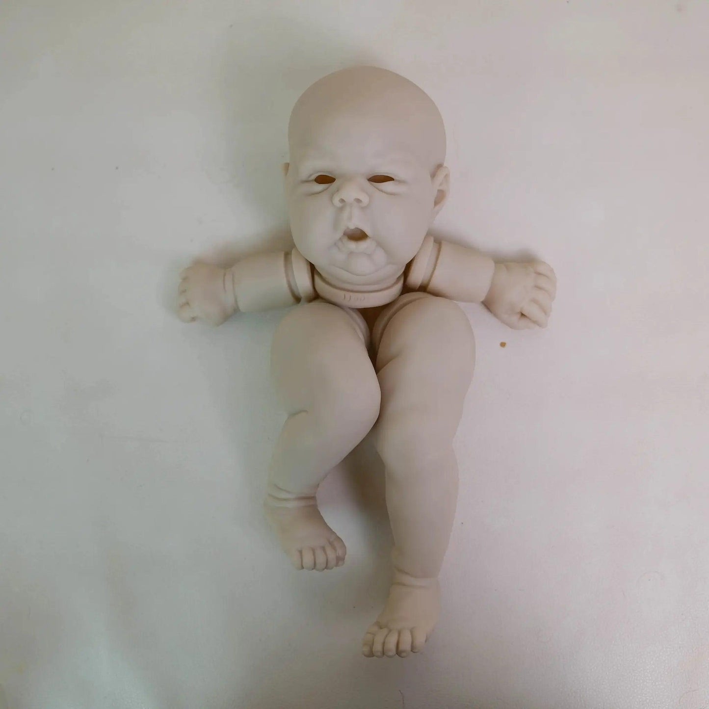 24 Inch Reborn Doll Kit Limited Edition Cloth Body -  ToylandEU™