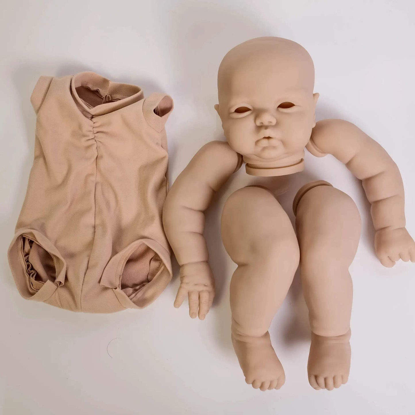 24 Inch Reborn Doll Kit With Premium Soft Cloth Body - ToylandEU