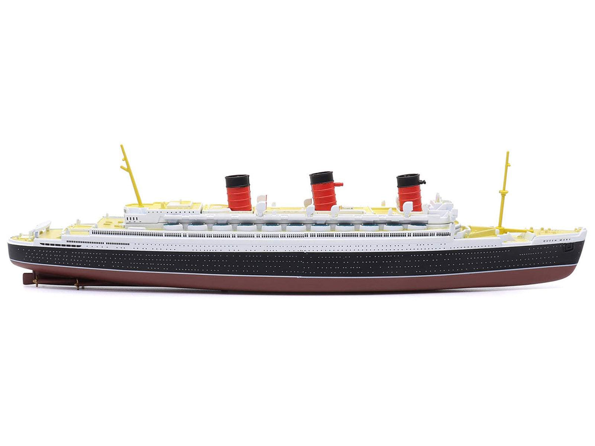 RMS Queen Mary Passenger Ship | 1/1250 Diecast Ship Model | Legendary Cruise Ships | Collector Quality