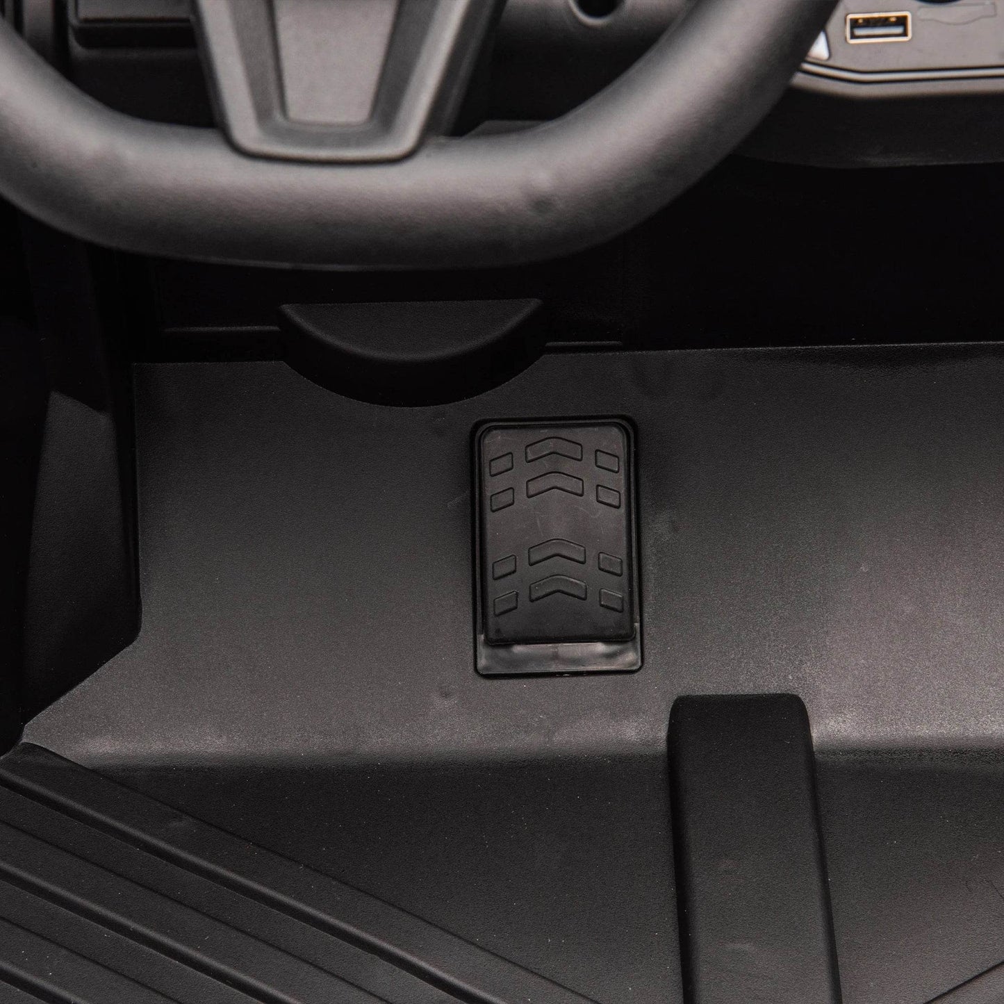 24V Two-Seater Kids Ride On UTV w/Parents Control and Suspension - ToylandEU