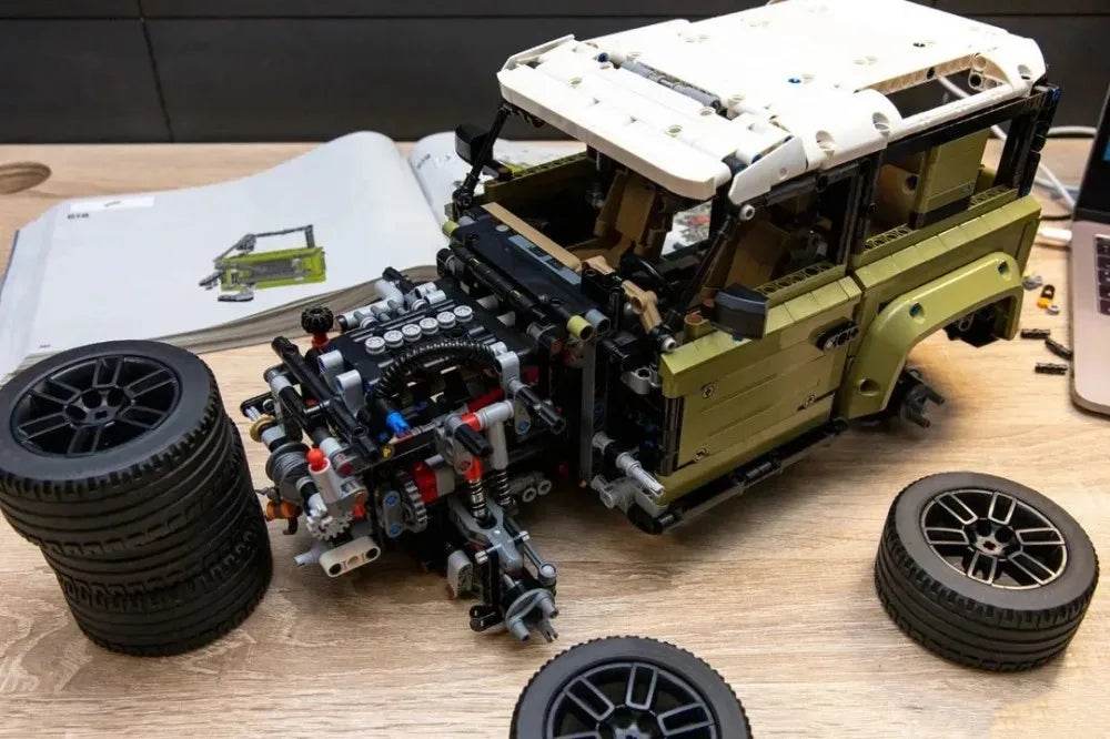 2573PCS Off Road Defender Building Blocks Engineering Toy - ToylandEU