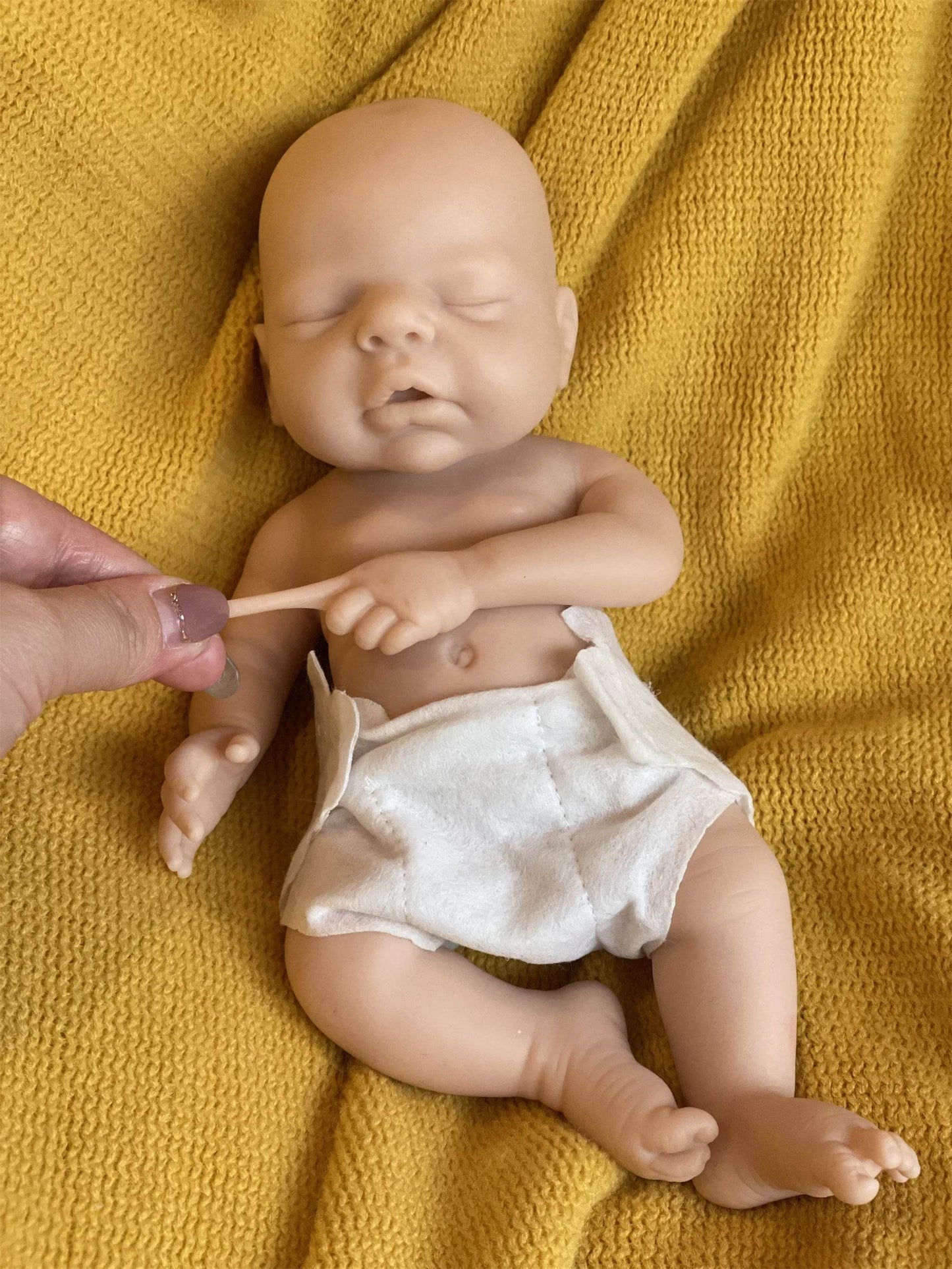 26cm Washable Dark Skin Solid Bebe Reborn Girl With Rooted Black Hair 3D Painted Skin Full Body Silicone Lifelike Reborn Dolls - ToylandEU