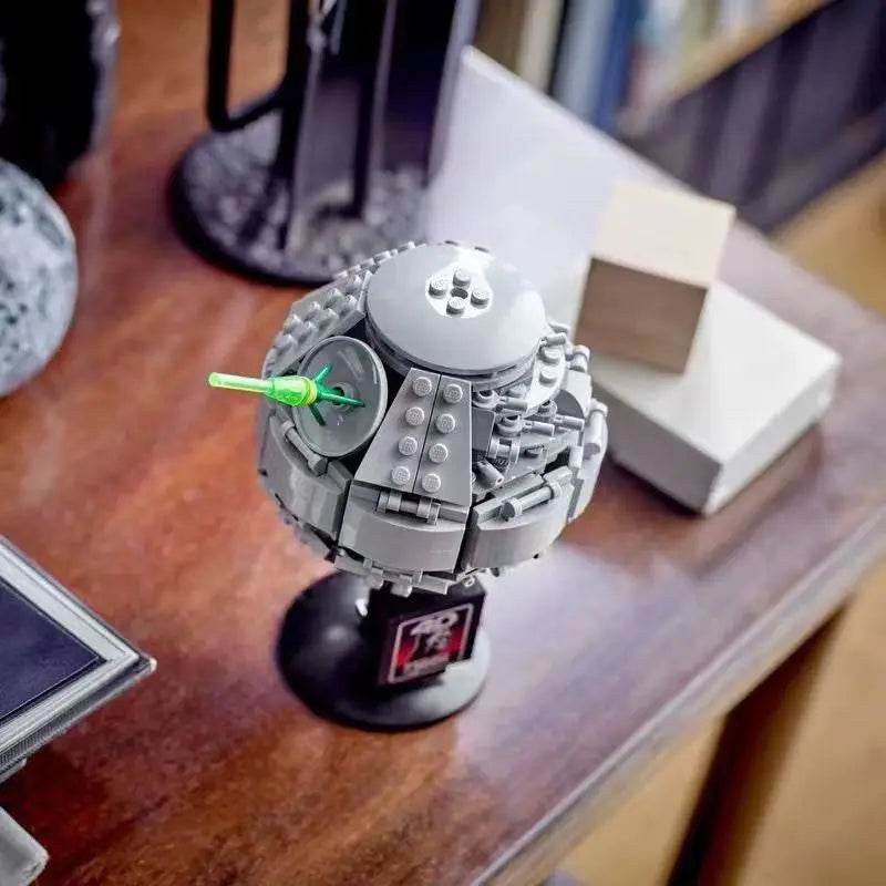 289pcs Hot Toys 40591 DS2 Model Doll Bricks Space Wars - ToylandEU