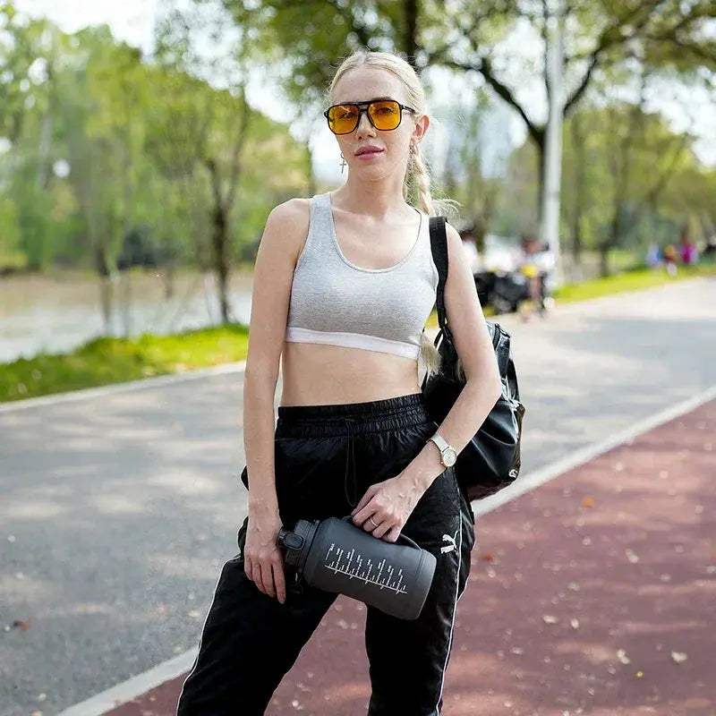 2L Silicone Foldable Water Bottle With Handle BPA Free Portable - ToylandEU